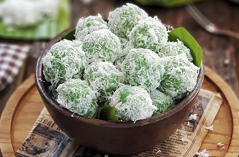 Bisnis Jajanan Pasar Klepon Peluang Manis dengan Modal Kecil
